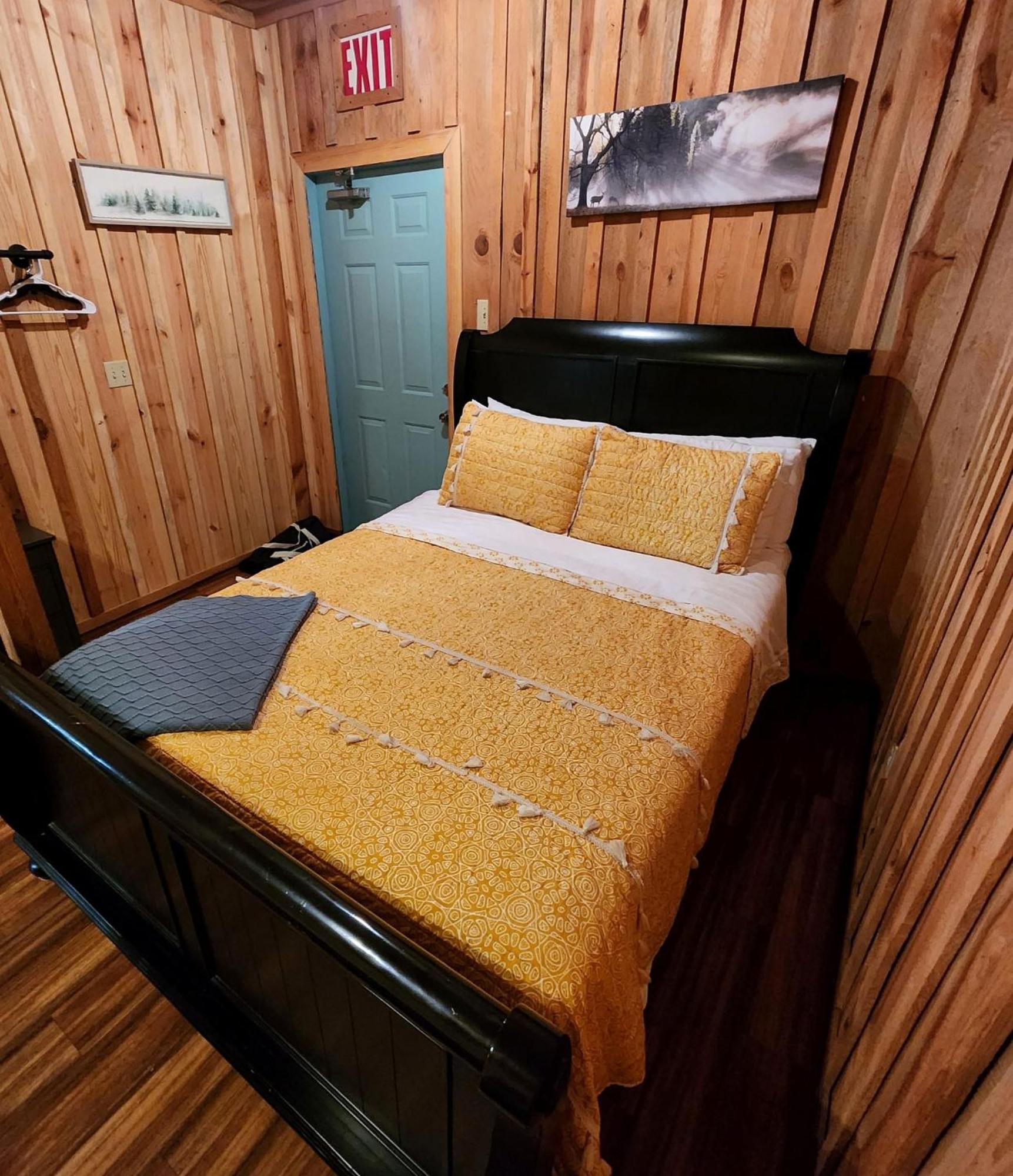 Unique Country Cabin Meets Farmhouse Modern!!! Mena Bagian luar foto