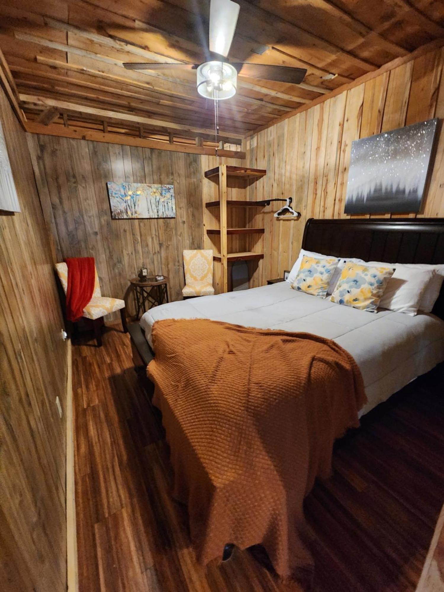 Unique Country Cabin Meets Farmhouse Modern!!! Mena Bagian luar foto