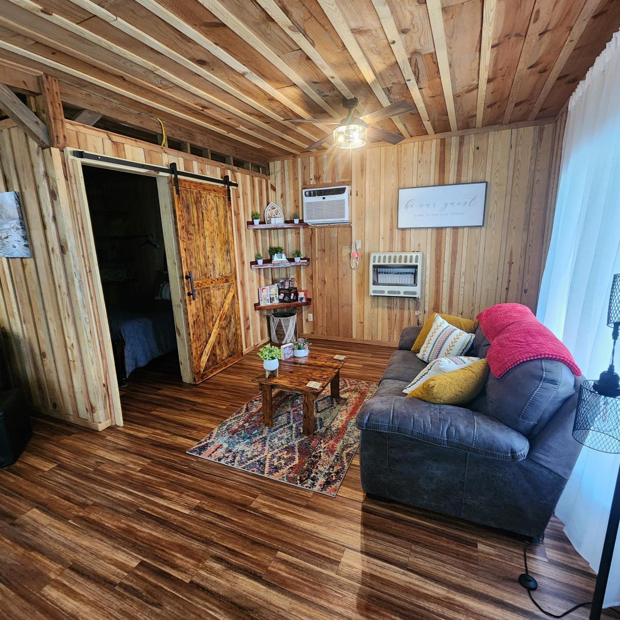 Unique Country Cabin Meets Farmhouse Modern!!! Mena Bagian luar foto