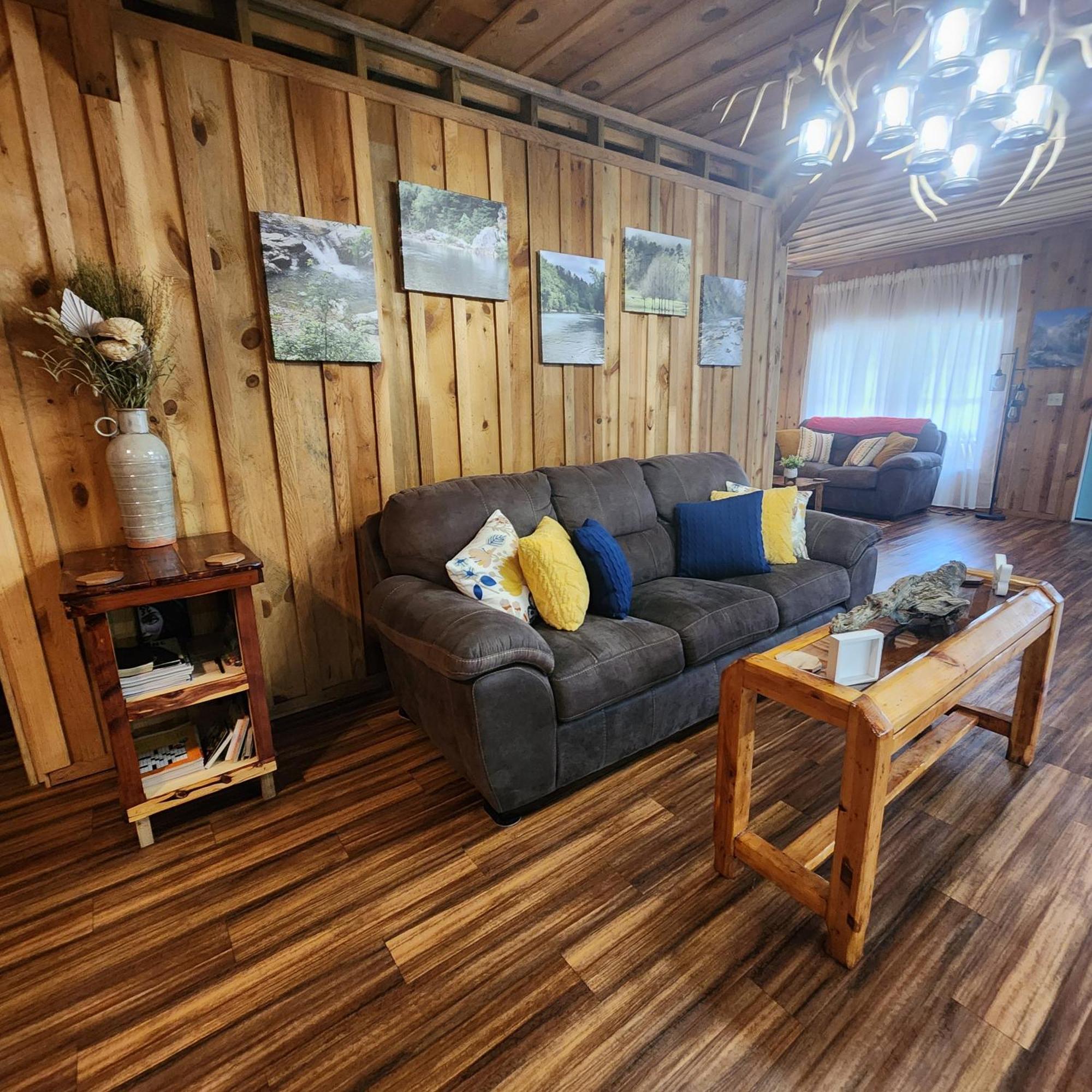 Unique Country Cabin Meets Farmhouse Modern!!! Mena Bagian luar foto